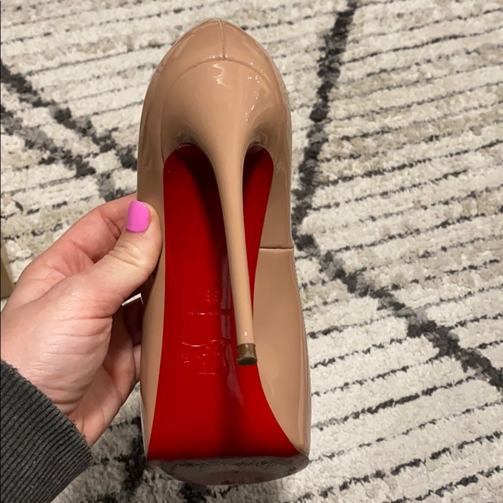 Christian Louboutin Very Prive 120 Patent - Picture 7 of 8